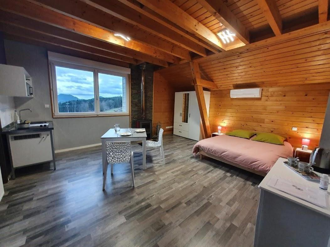 Chambres D'Hotes Les Houes La Grande Fosse Exterior photo